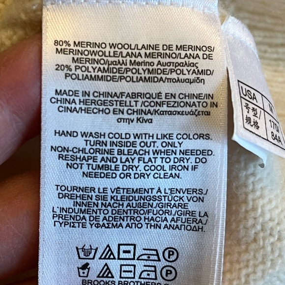 Brooks Brothers Merino Wool Christmas Sweater Cream and Red Size M . Holiday - Picture 7 of 10